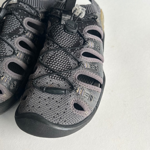 Keen Grey Black Textile Rubber Outsole Sneakers Sandals size 9 - Picture 6 of 14